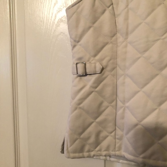 Orvis Quilted Vest Puffer - Picture 4 of 6
